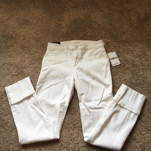 Joe's White Jeans. Cuff crop. Size 27